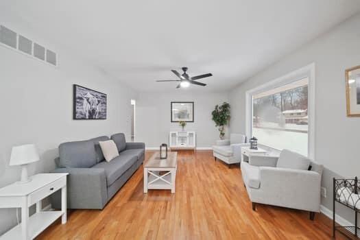 3145 Happy Valley Road Jackson, MI 49203 - Photo 7 of 34 large-019b9903-a01e-70a6-aa73-1e72f2237e