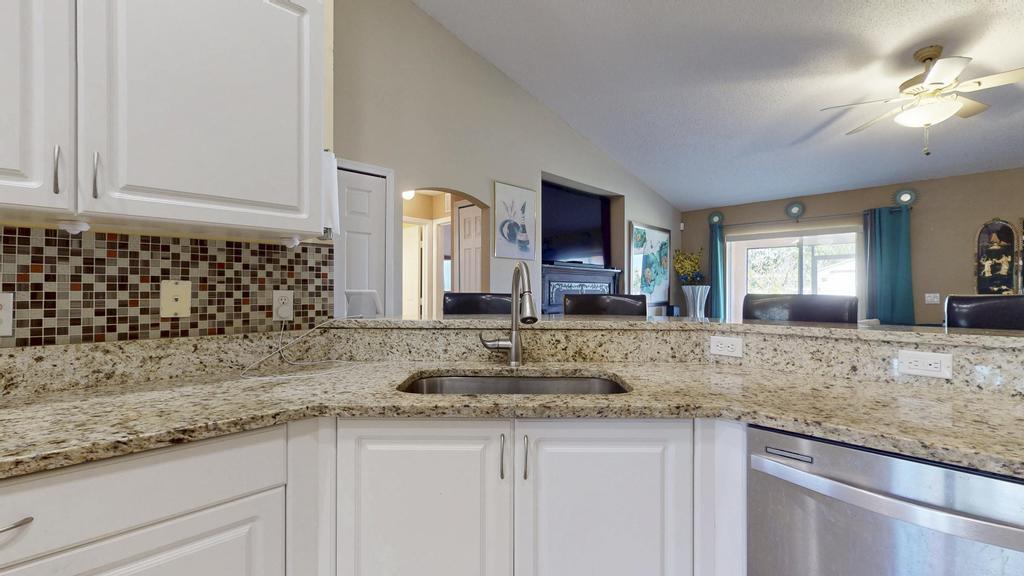 435 Southwest Ridgecrest Drive Port St. Lucie, FL 34953 - Photo 25 of 75 iPixx_01_22
