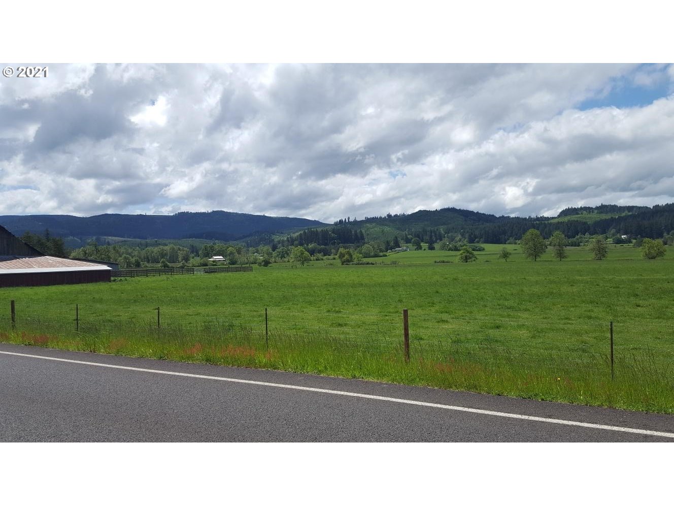 83260 Rattlesnake Road Dexter, OR 97431 - Photo 2 of 6
