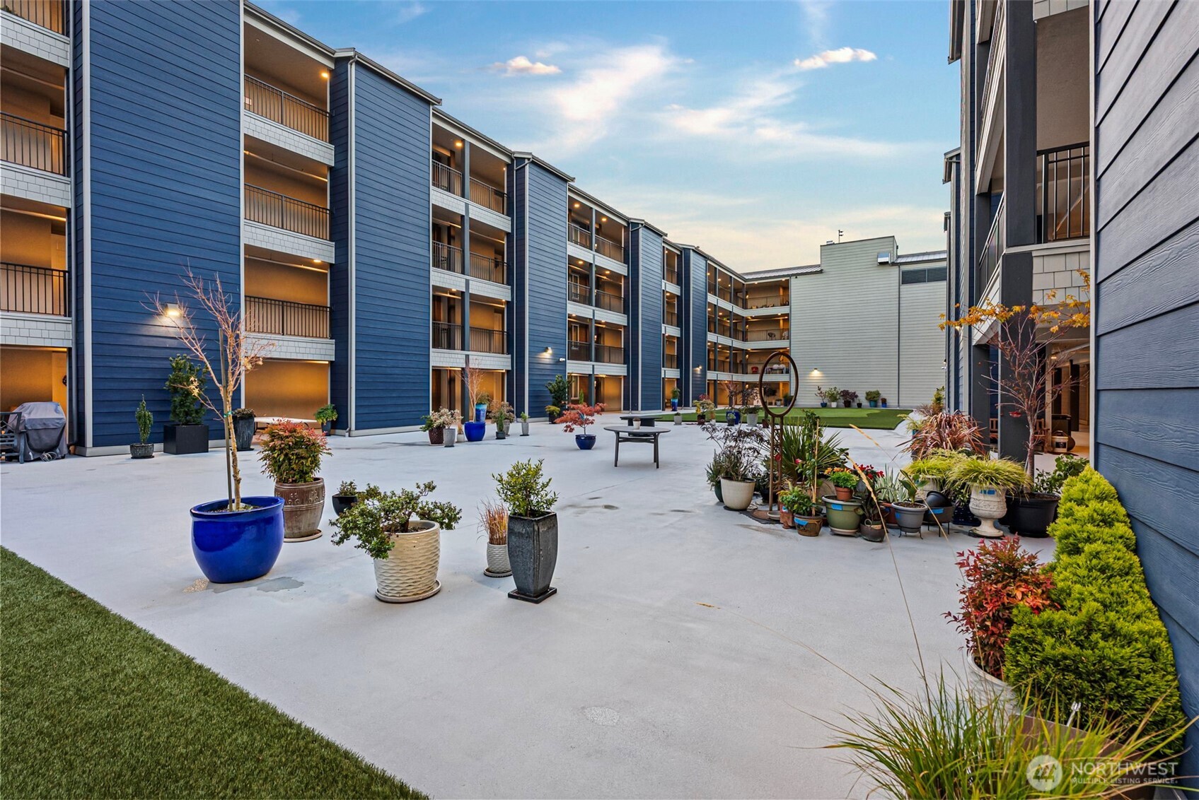 4961 Main Street, Unit 814 Tacoma, WA 98407 - Photo 31 of 37 a view of tall buildings in the background