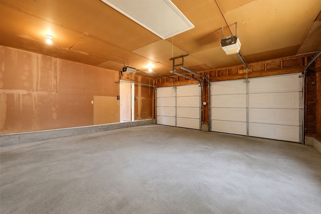 39 Northway Drive Springfield, MA 01119 - Photo 29 of 30