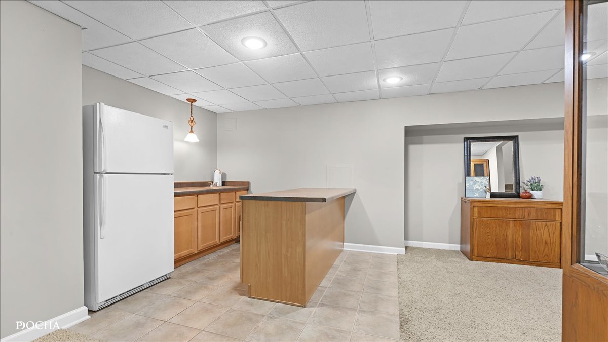 420 Raintree Drive Oswego, IL 60543 - Photo 41 of 51 a view of a storage & utility room with closet windows