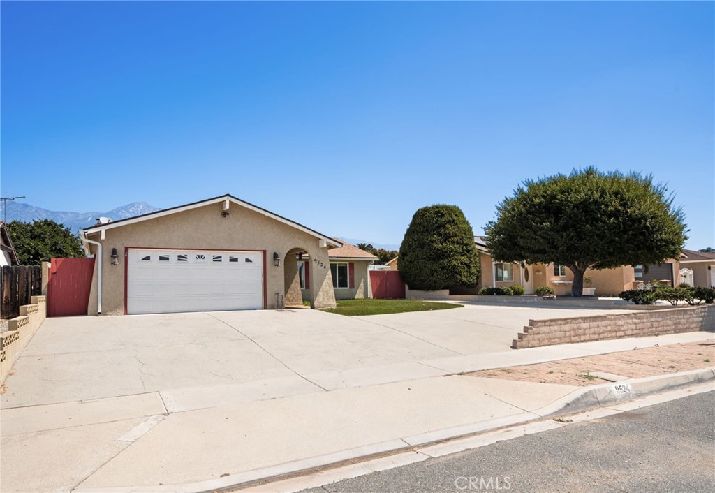 9524 Church Street Rancho Cucamonga, CA 91730 - Photo 5 of 41