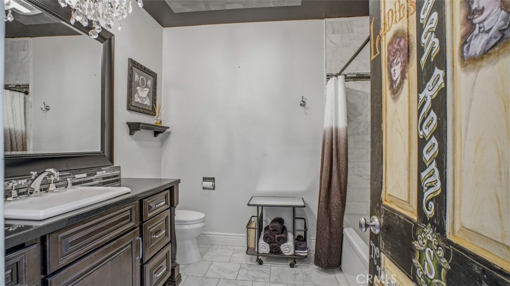 16025 Perry Heights Drive Riverside, CA 92504 - Photo 89 of 105 Hall Bathroom With Custom Vanity