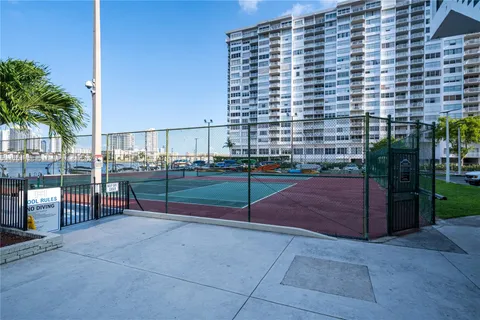 $175,000 | 2750 Northeast 183rd Street, Unit 2012, Aventura, FL 33160