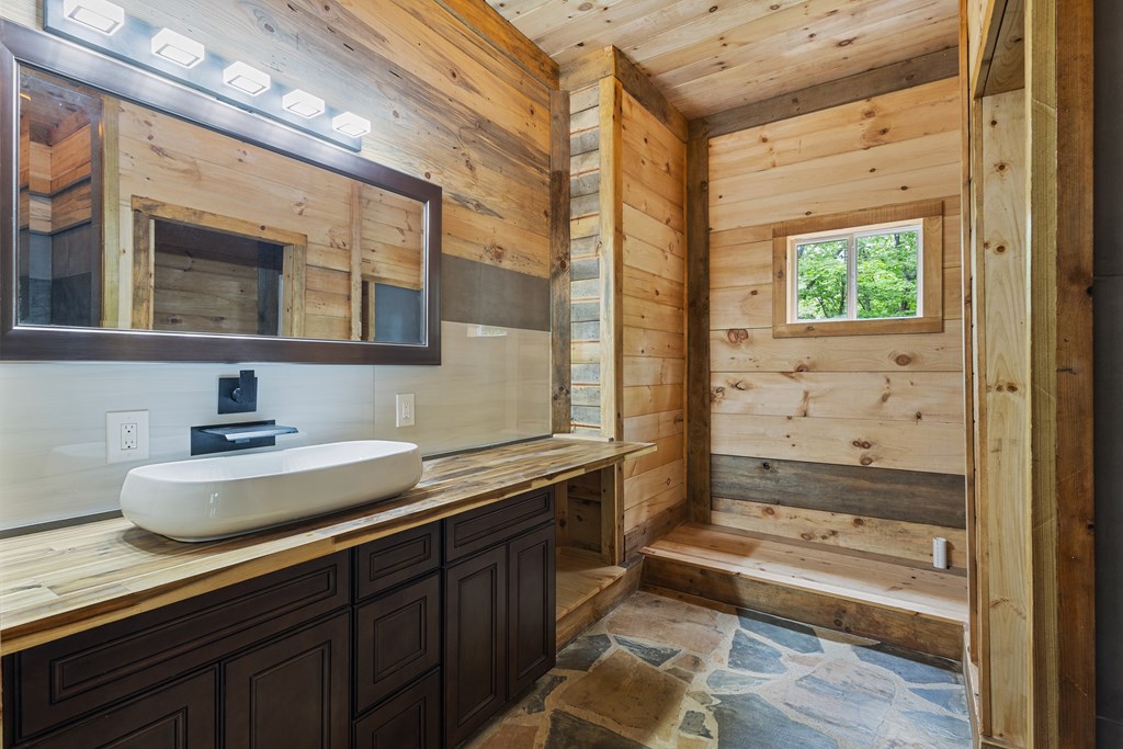 43 Old Federal Road Ellijay, GA 30540 - Photo 23 of 49