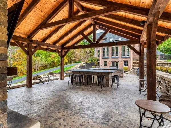 $2,600,000 | 401 Blackstone Lane, Mars, PA 16046