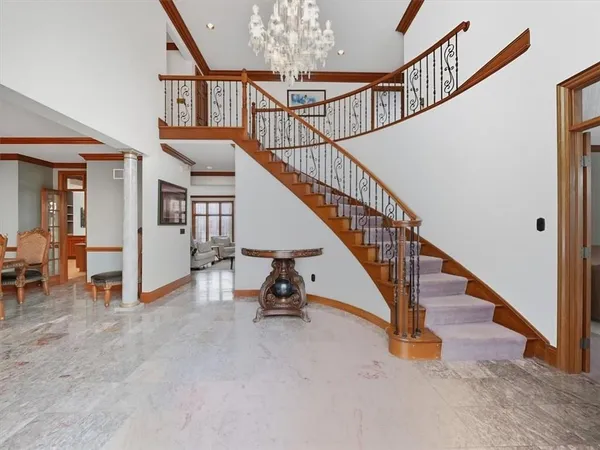 a view of entryway and hall