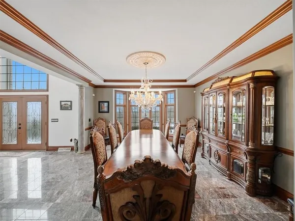 a view of a livingroom with furniture window and outside view