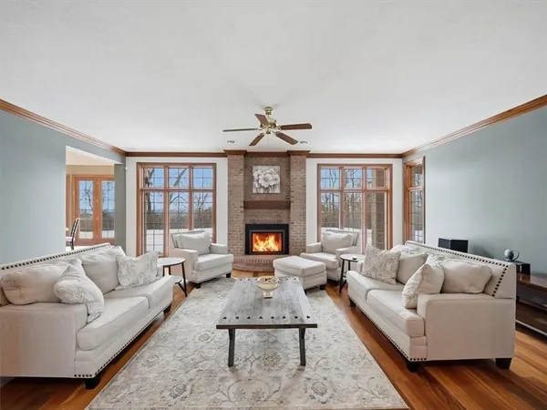 $2,600,000 | 401 Blackstone Lane, Mars, PA 16046
