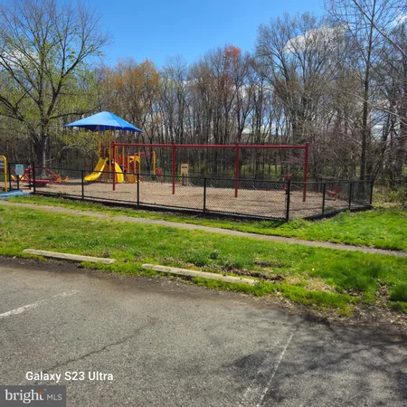 $310,000 | 3890 Manzanita Place, Unit 66E, Alexandria, VA 22309
