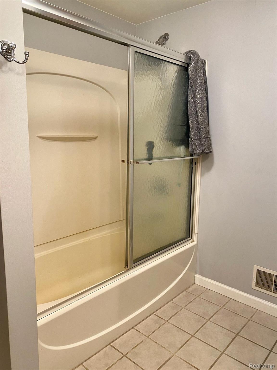 9730 Dexter-Pinckney Road Pinckney, MI 48169 - Photo 31 of 41 Gallery Image 31