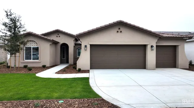 $533,030 | Undisclosed Address, Bakersfield, CA 93311