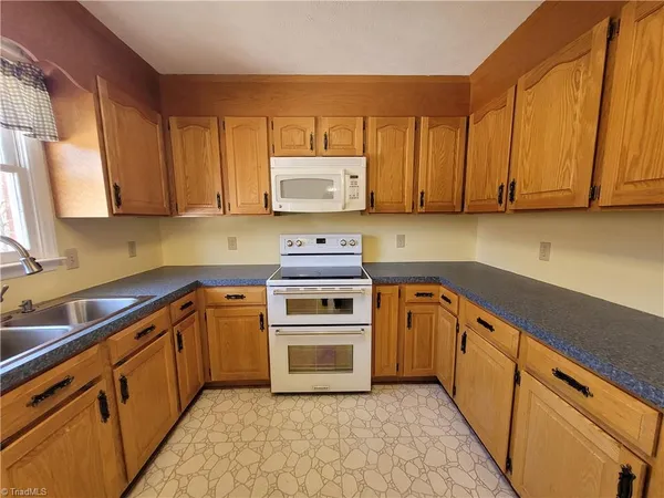 $2,300 | 730 Blue Hollow Road, Mount Airy, NC 27030