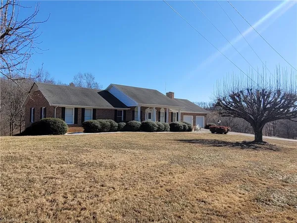 $2,300 | 730 Blue Hollow Road, Mount Airy, NC 27030