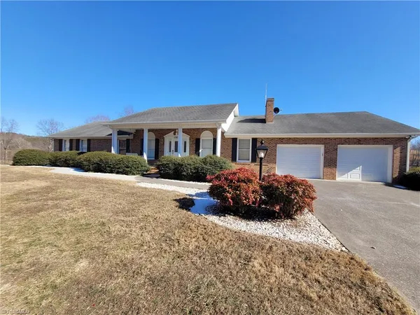 $2,300 | 730 Blue Hollow Road, Mount Airy, NC 27030