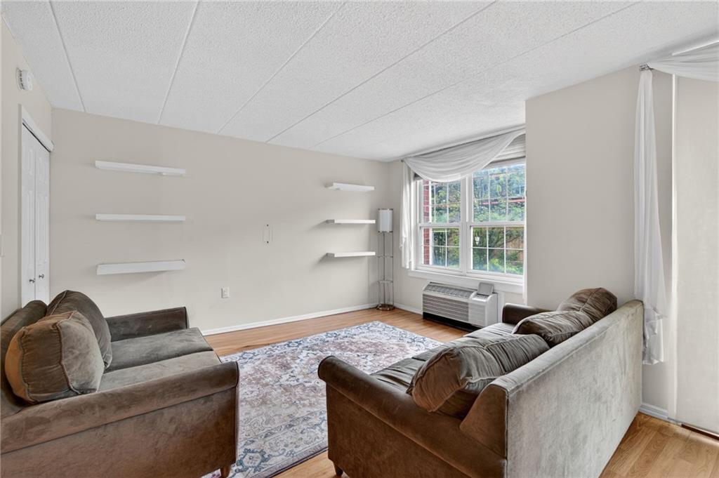 9967 Shore Road, Unit 7B Brooklyn, NY 11209 - Photo 6 of 22