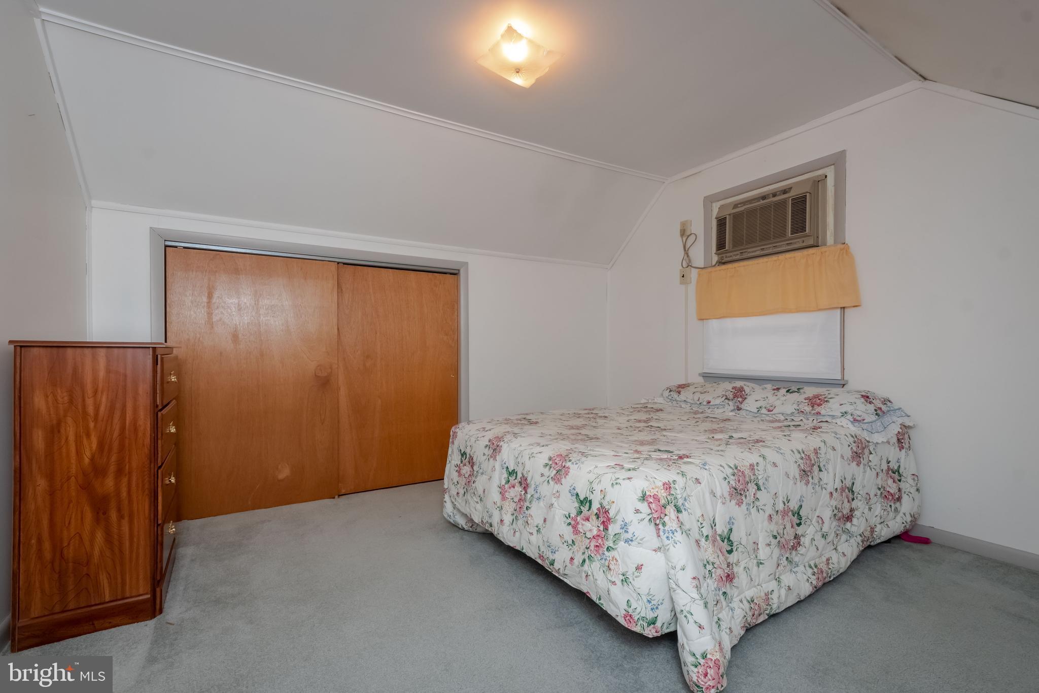 3122 Cornwall Road Dundalk, MD 21222 - Photo 26 of 40 Bedroom 2 Upper Level