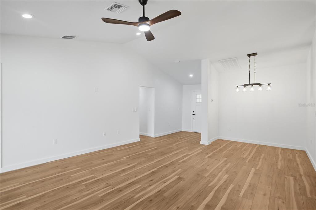 2031 West Myakka Road Avon Park, FL 33825 - Photo 4 of 36