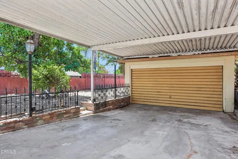 $995,000 | 2711 North Lincoln Street, Burbank, CA 91504