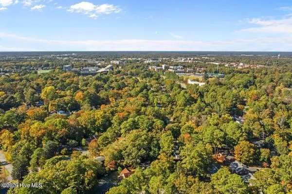 $2,200 | 1607 Oaklawn Drive, Greenville, NC 27858