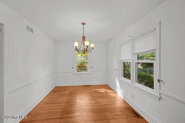 $2,200 | 1607 Oaklawn Drive, Greenville, NC 27858