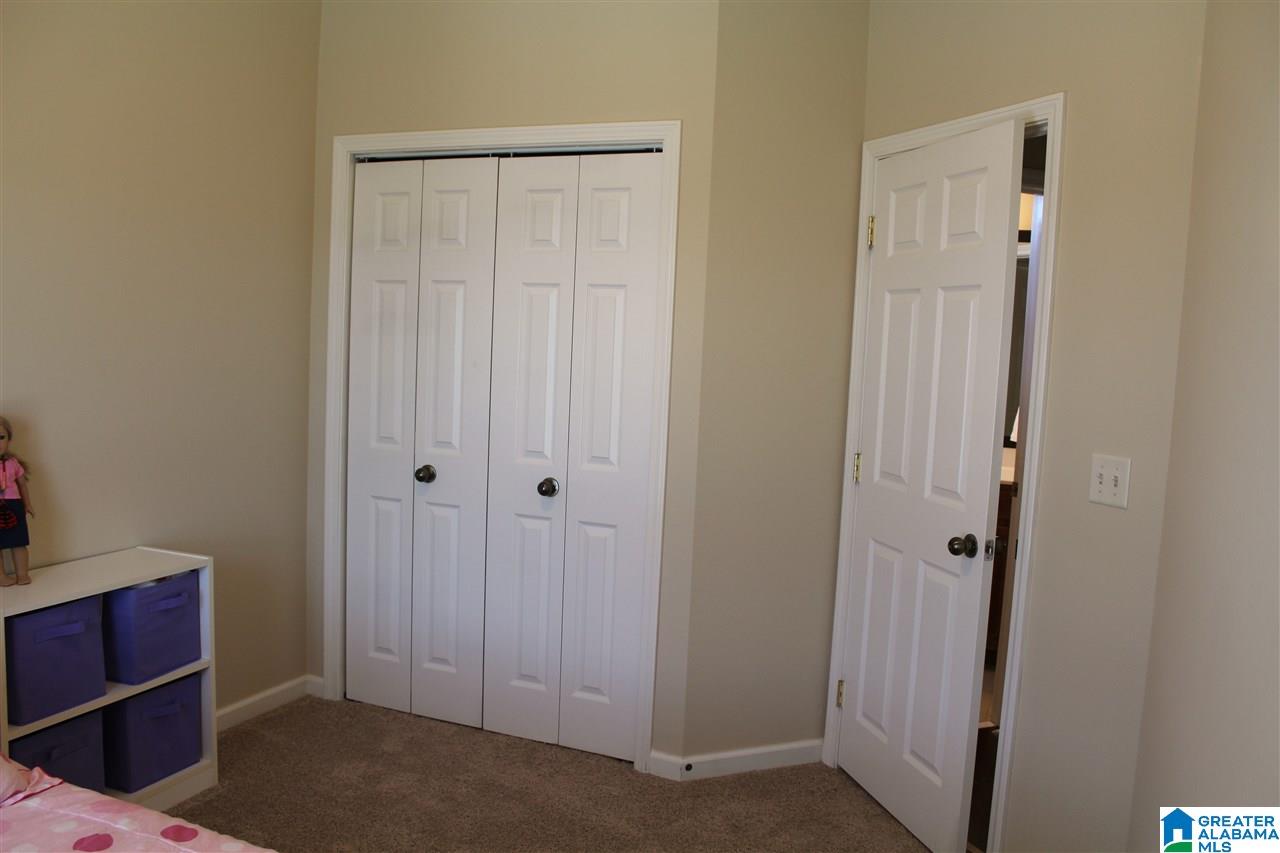 202 Heather Ridge Circle Pelham, AL 35124 - Photo 6 of 30 Gallery Image 6
