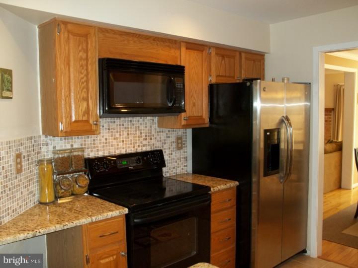 54 Abrams Court Chesterbrook, PA 19087 - Photo 9 of 24 Kitchen