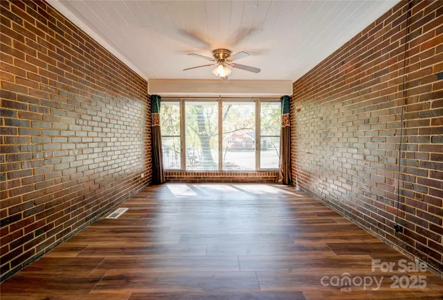 $299,900 | 711 Groves Street, Kings Mountain, NC 28086