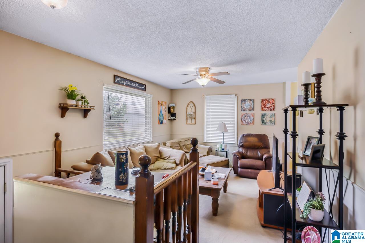 101 Reach Circle Alabaster, AL 35007 - Photo 3 of 23