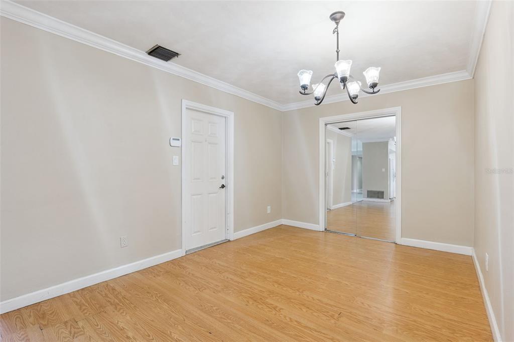 606 Ellsworth Street Altamonte Springs, FL 32701 - Photo 5 of 13