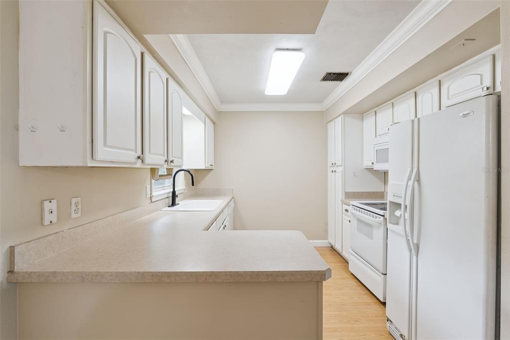 606 Ellsworth Street Altamonte Springs, FL 32701 - Photo 8 of 13