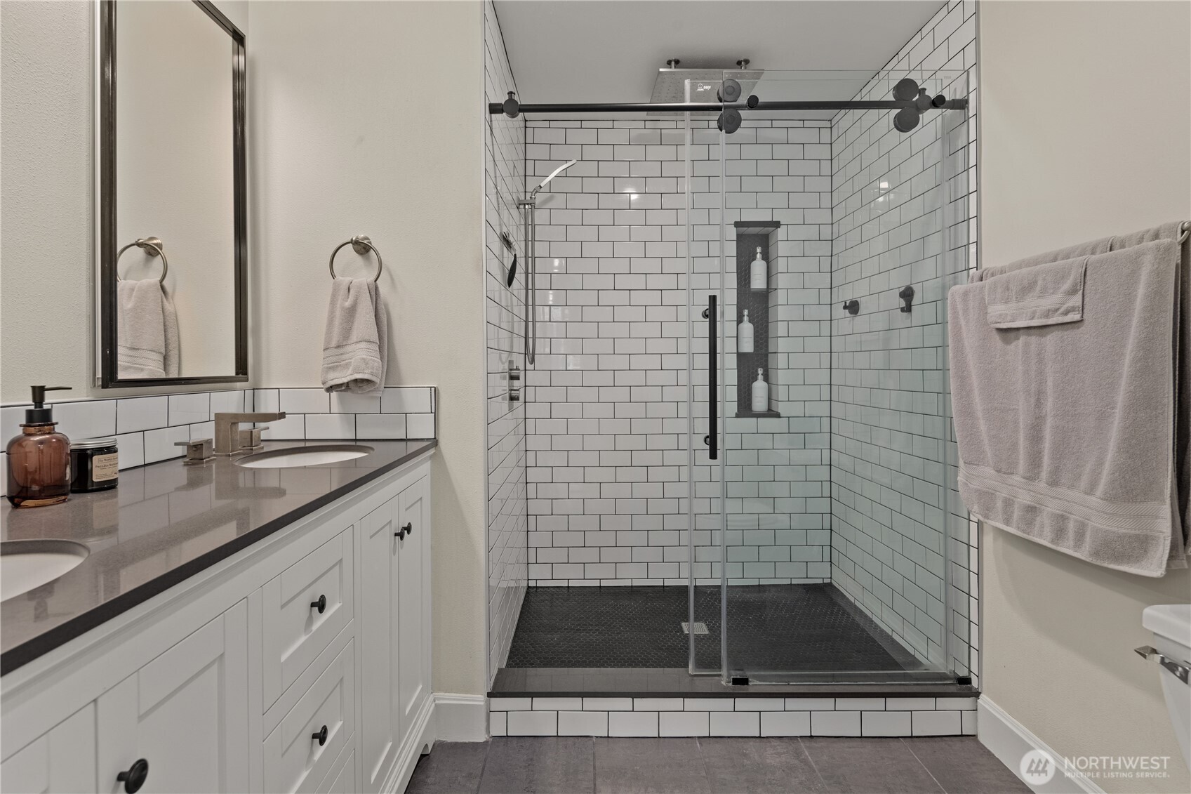 5001 California Avenue Southwest, Unit 202 Seattle, WA 98136 - Photo 24 of 40