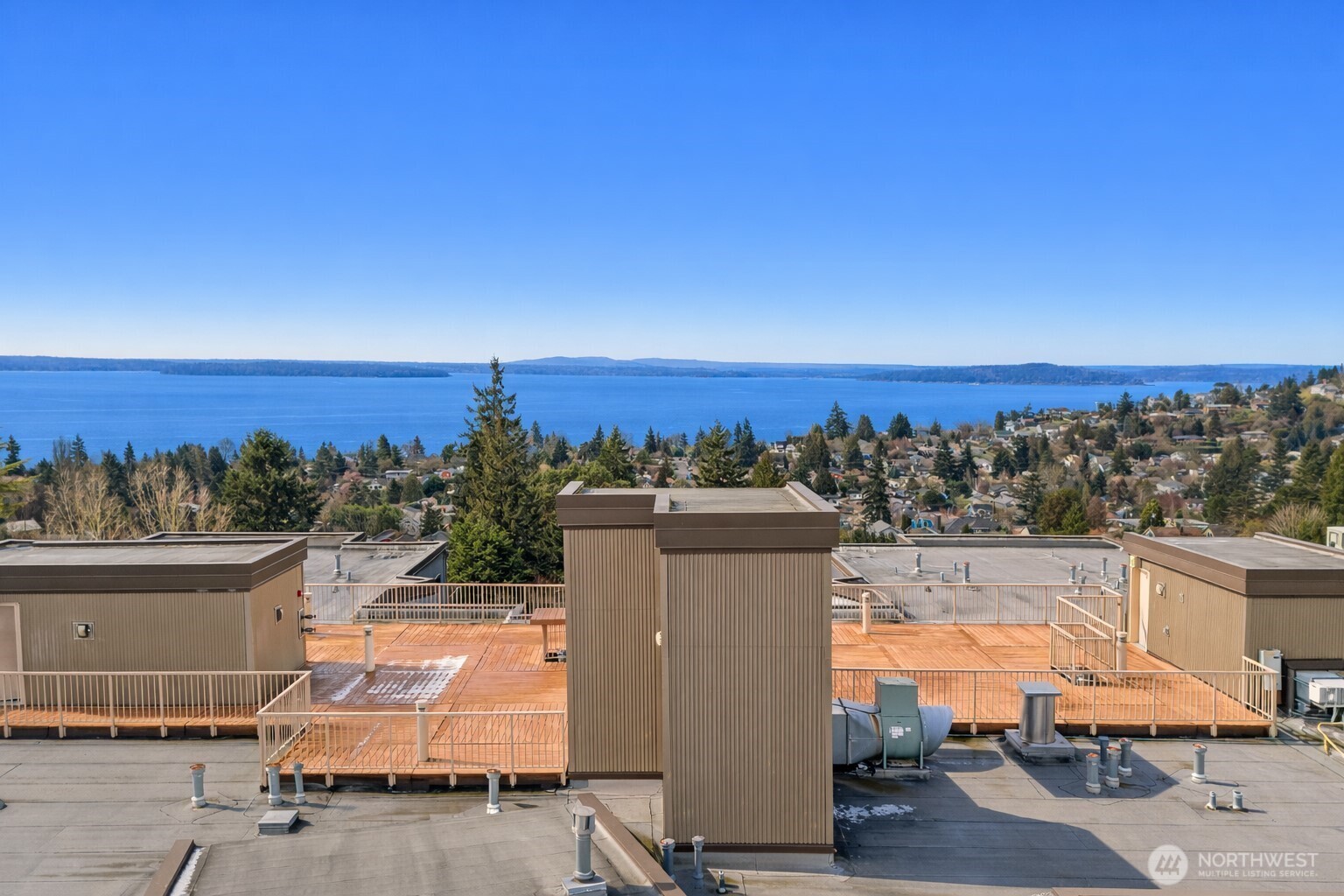 5001 California Avenue Southwest, Unit 202 Seattle, WA 98136 - Photo 30 of 40