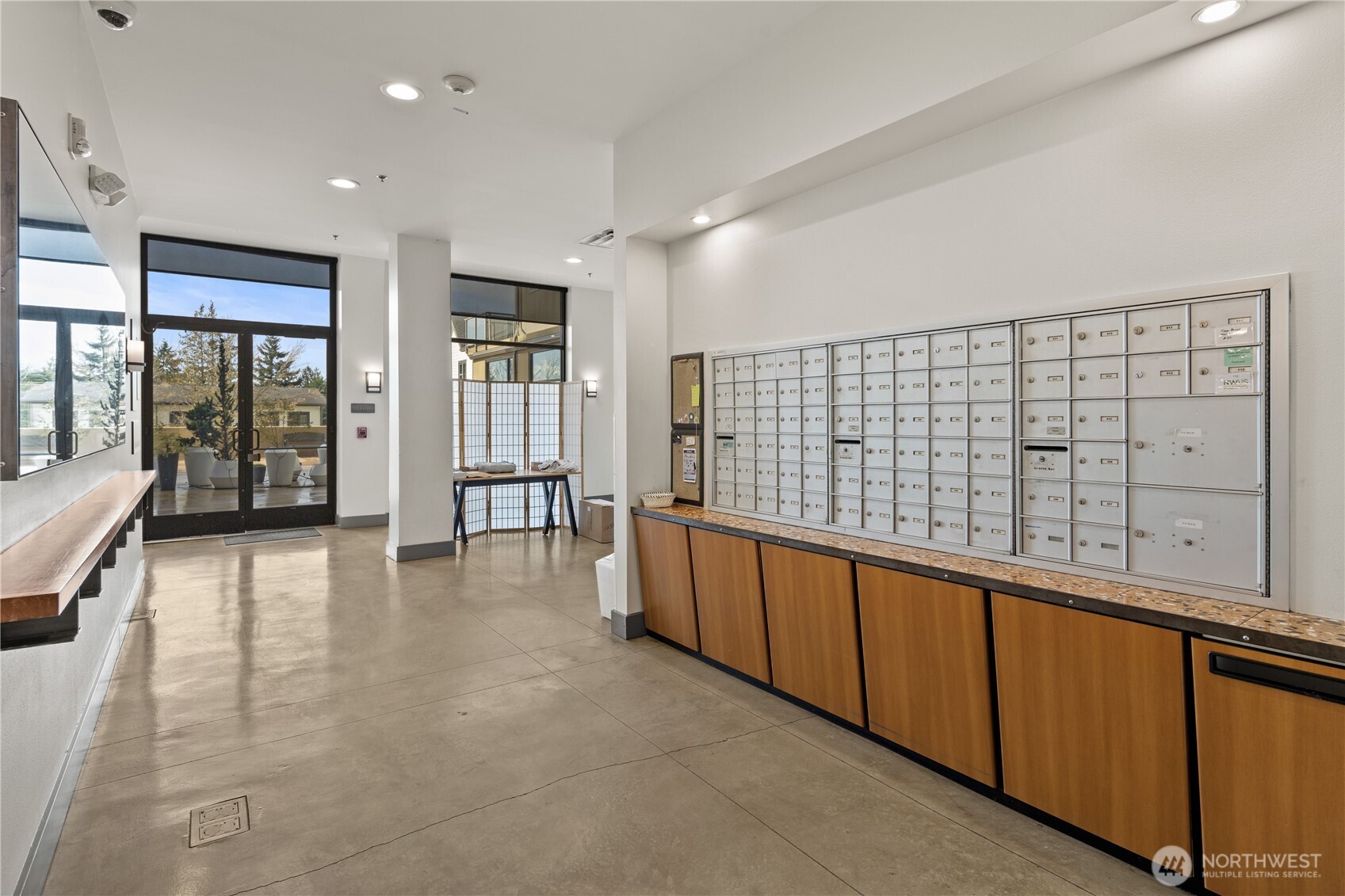 5001 California Avenue Southwest, Unit 202 Seattle, WA 98136 - Photo 36 of 40