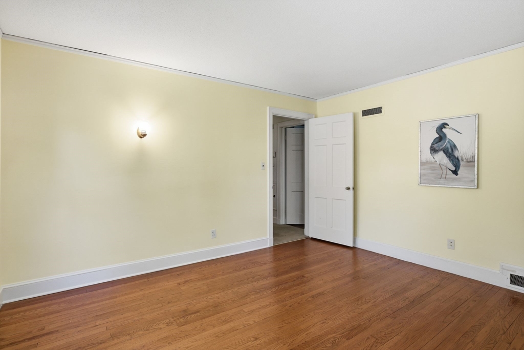 38 Oxford Road Longmeadow, MA 01106 - Photo 29 of 42