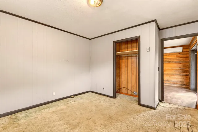 an empty room with a empty space