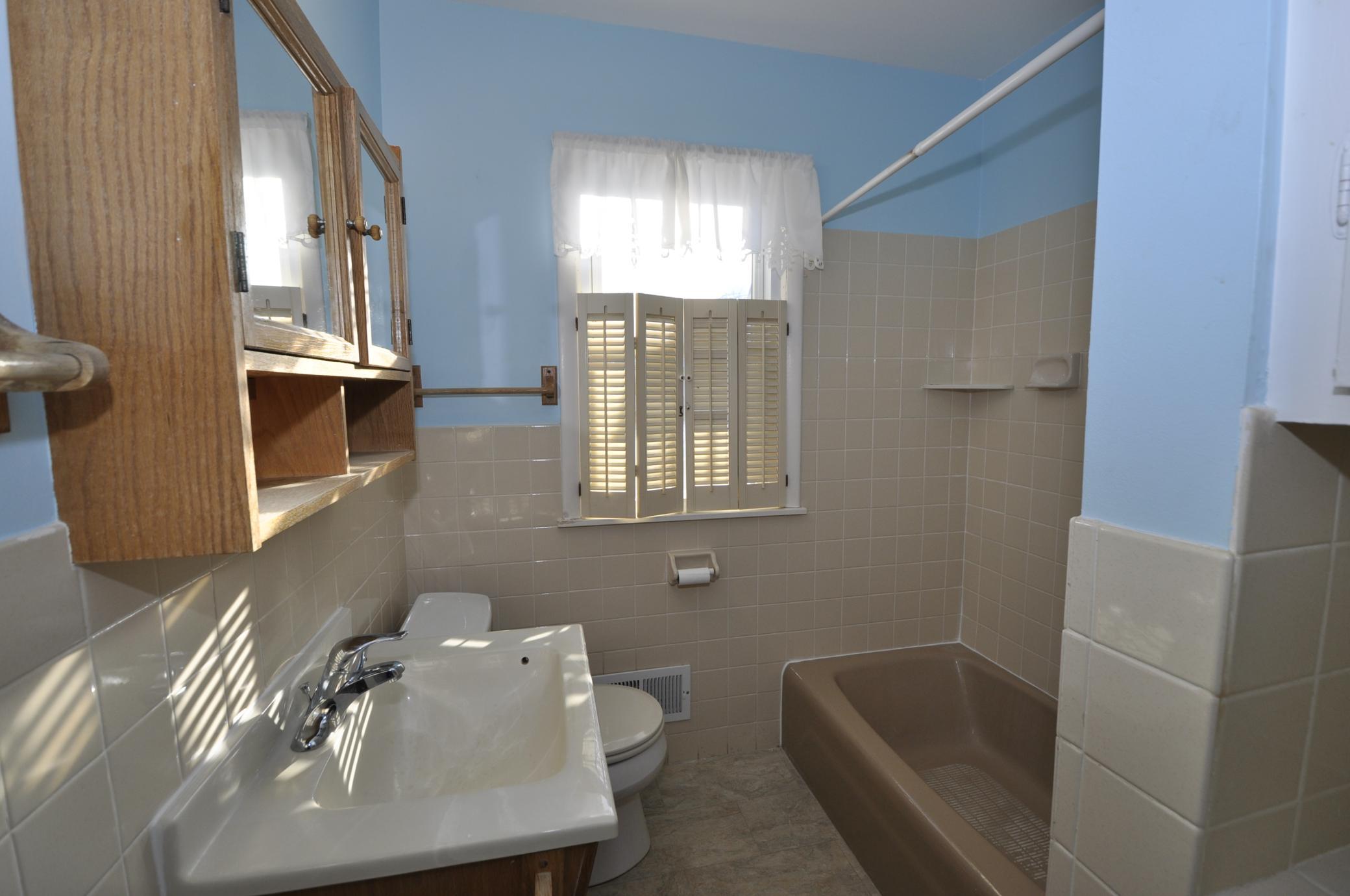 1601 4th Street Northeast Rochester, MN 55906 - Photo 11 of 18