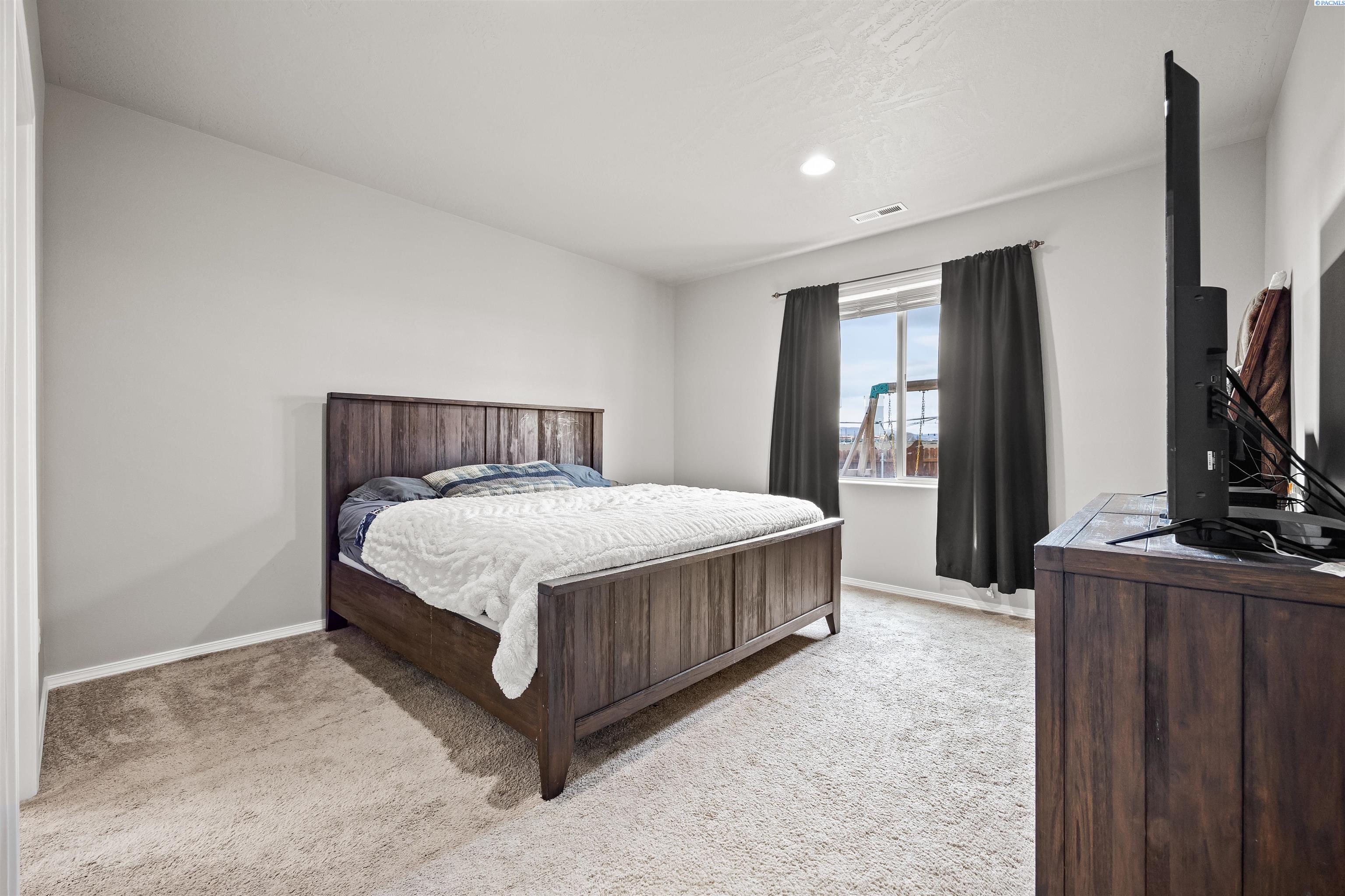 5706 Rio Grande Lane Pasco, WA 99301 - Photo 16 of 33 Gallery Image 16