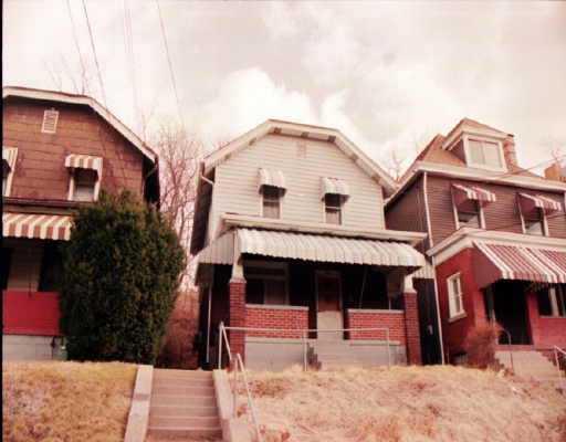8 Radium Street Observatory Hill, PA 15214 - Photo 1 of 1