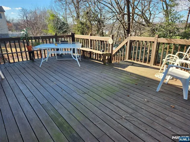 $799,900 | 211 Denver Road, Paramus, NJ 07652