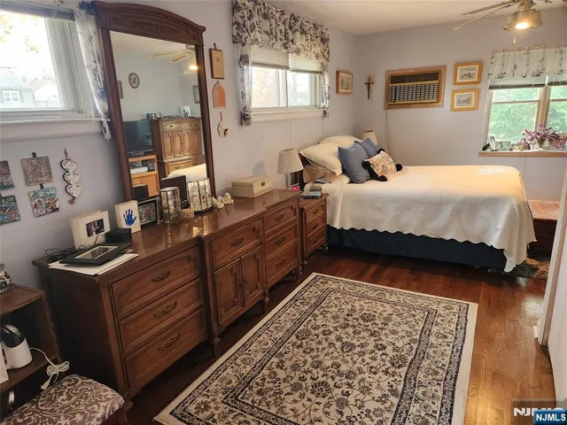 $799,900 | 211 Denver Road, Paramus, NJ 07652