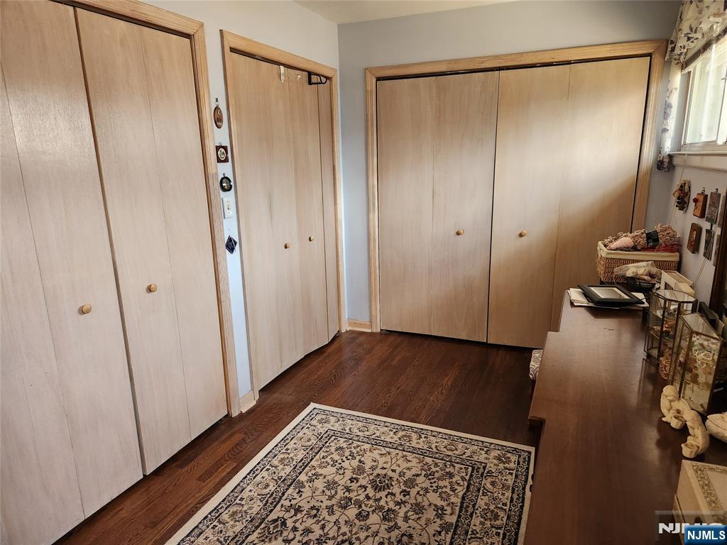 211 Denver Road Paramus, NJ 07652 - Photo 9 of 26