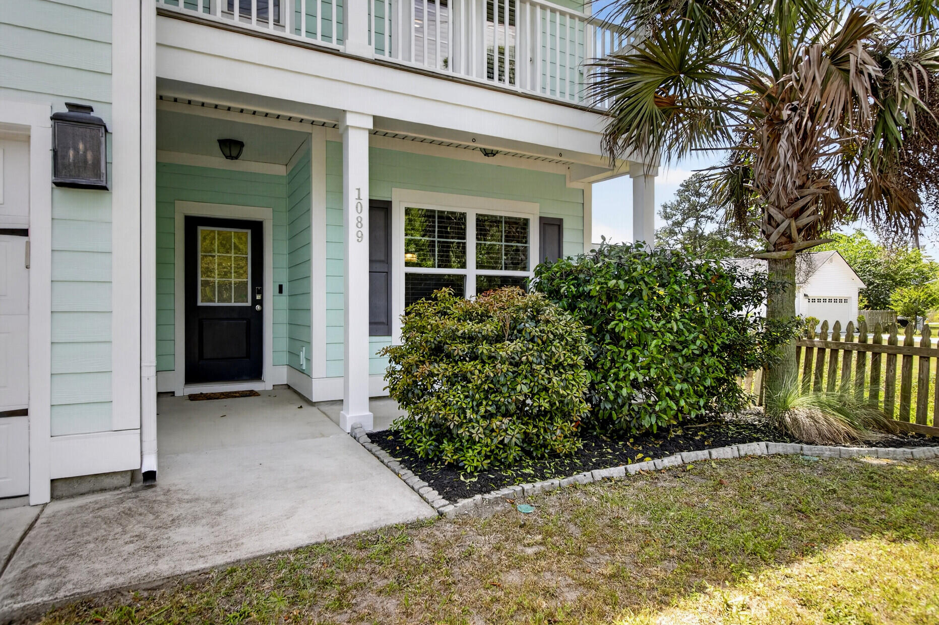 1089 Fort Johnson Road Charleston, SC 29412 - Photo 5 of 45 1089 Fort Johnson Road
