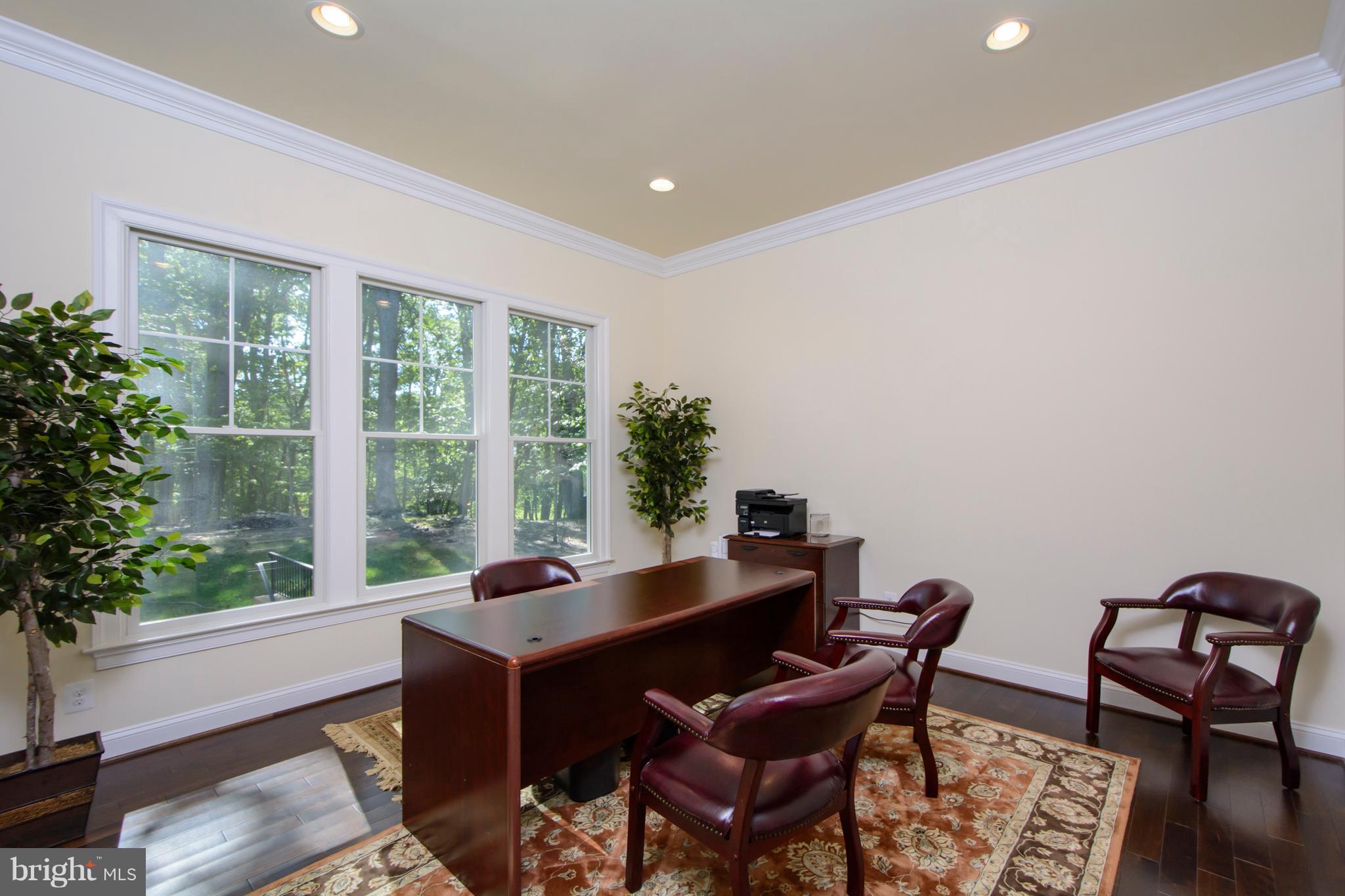 10819 Tradewind Drive Oakton, VA 22124 - Photo 17 of 28 1st Floor Study