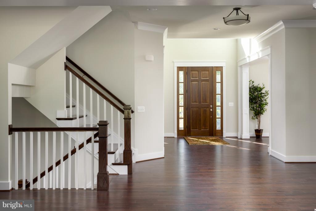 10819 Tradewind Drive Oakton, VA 22124 - Photo 18 of 28 Interior (General)