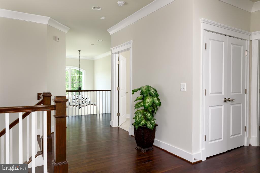 10819 Tradewind Drive Oakton, VA 22124 - Photo 19 of 28 2nd Floor Hallway