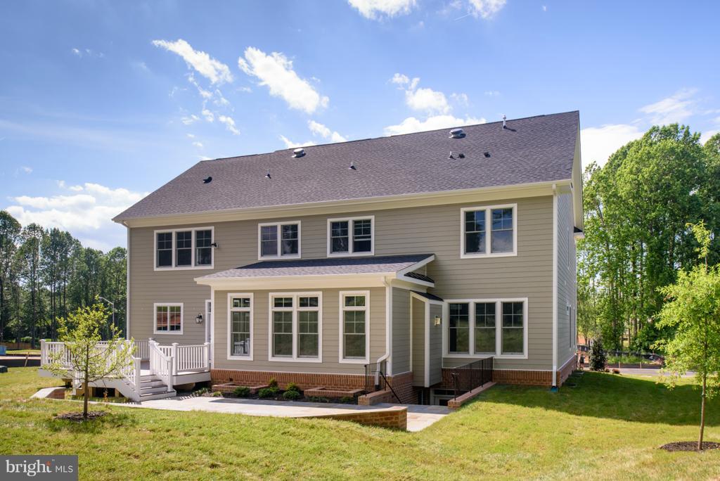 10819 Tradewind Drive Oakton, VA 22124 - Photo 28 of 28 Exterior (Rear)