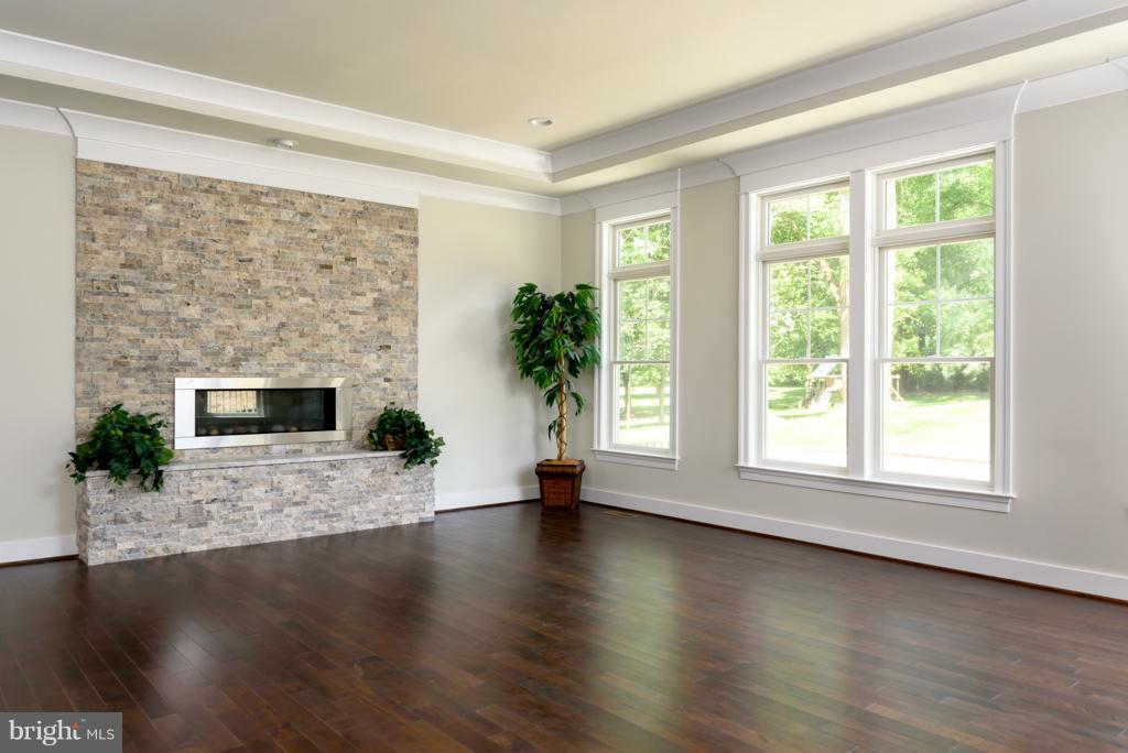 10819 Tradewind Drive Oakton, VA 22124 - Photo 10 of 28 Family Room