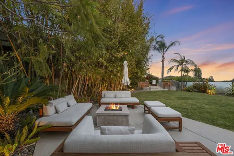 $3,489,000 | 8410 Edwin Drive, Los Angeles, CA 90046